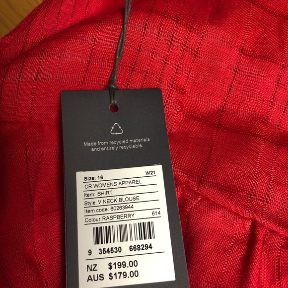 New (with tags) Country Road top - Picture 4 of 4